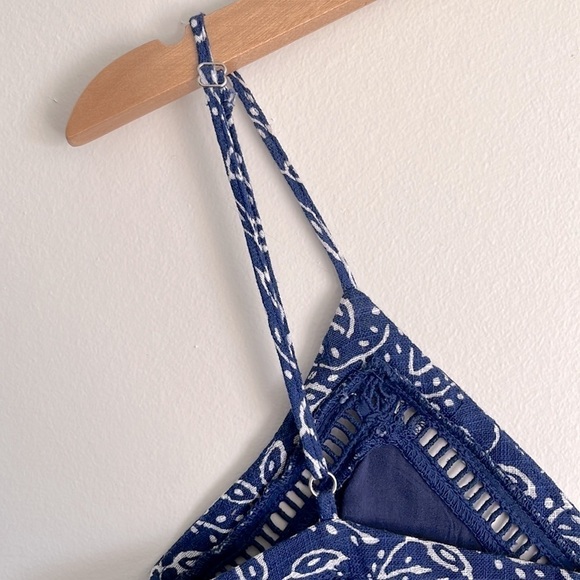 Francesca’s Miami Floral Tank V-Neck Mini Dress - Picture 4 of 8